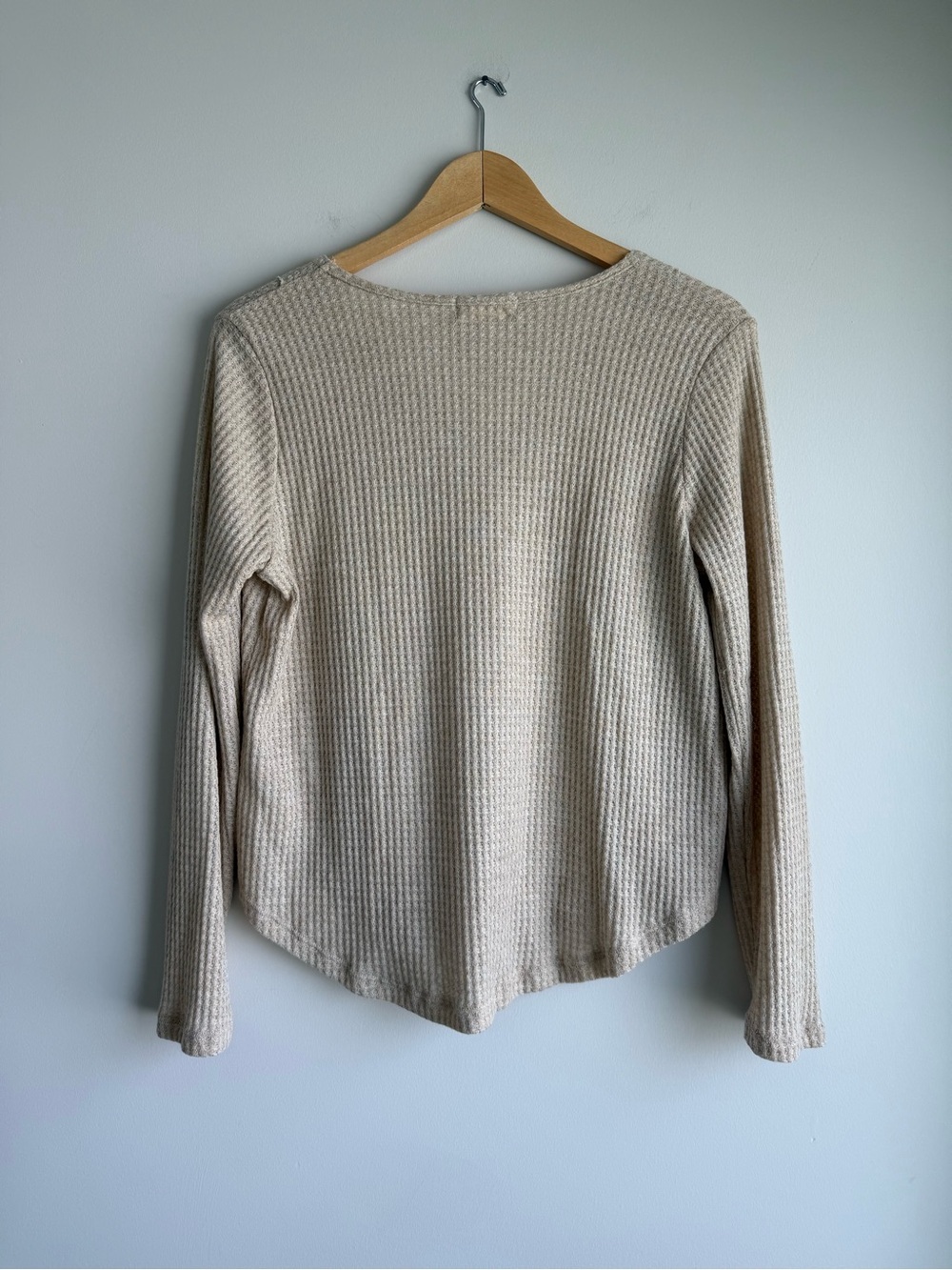 Altar’d State Waffle Knit Long Sleeve Top Beige Neutral Boho Size Medium NWT - Picture 2 of 7